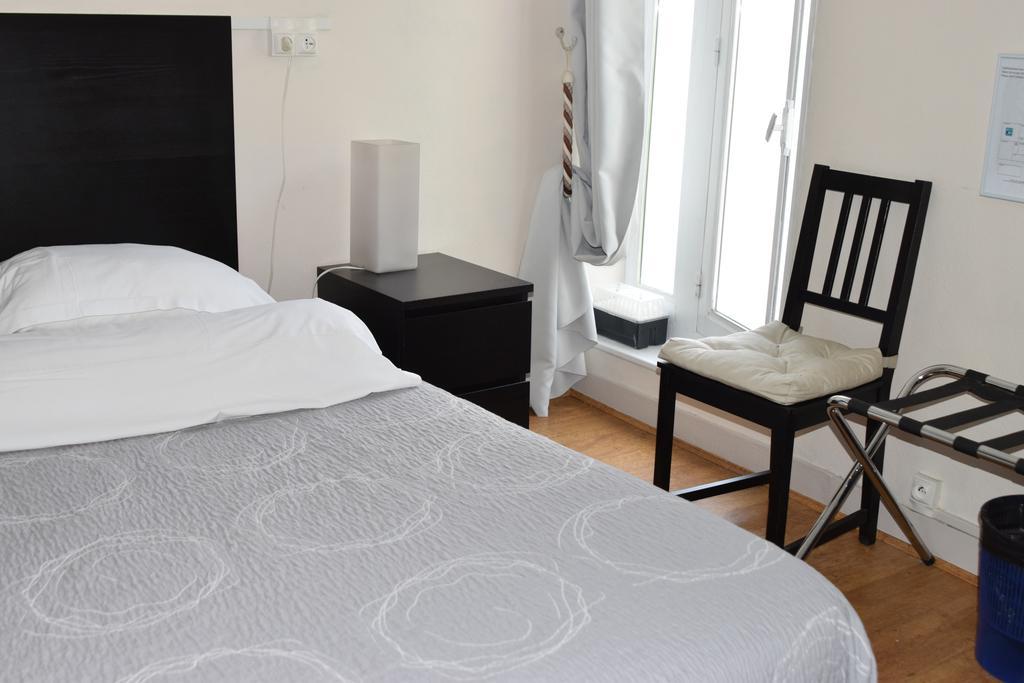 Auberge Le Rabelais Malay-le-Petit Εξωτερικό φωτογραφία