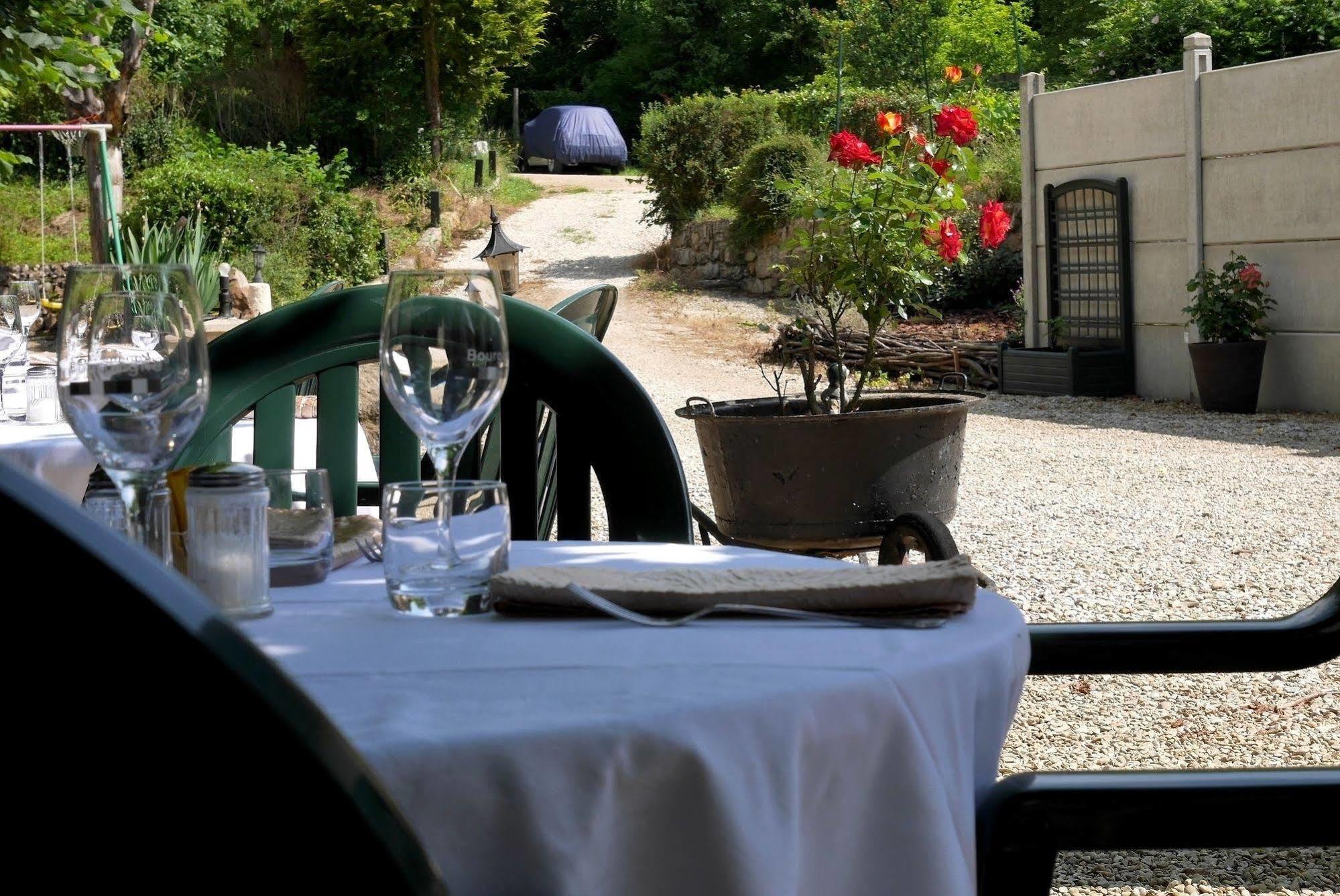 Auberge Le Rabelais Malay-le-Petit Εξωτερικό φωτογραφία
