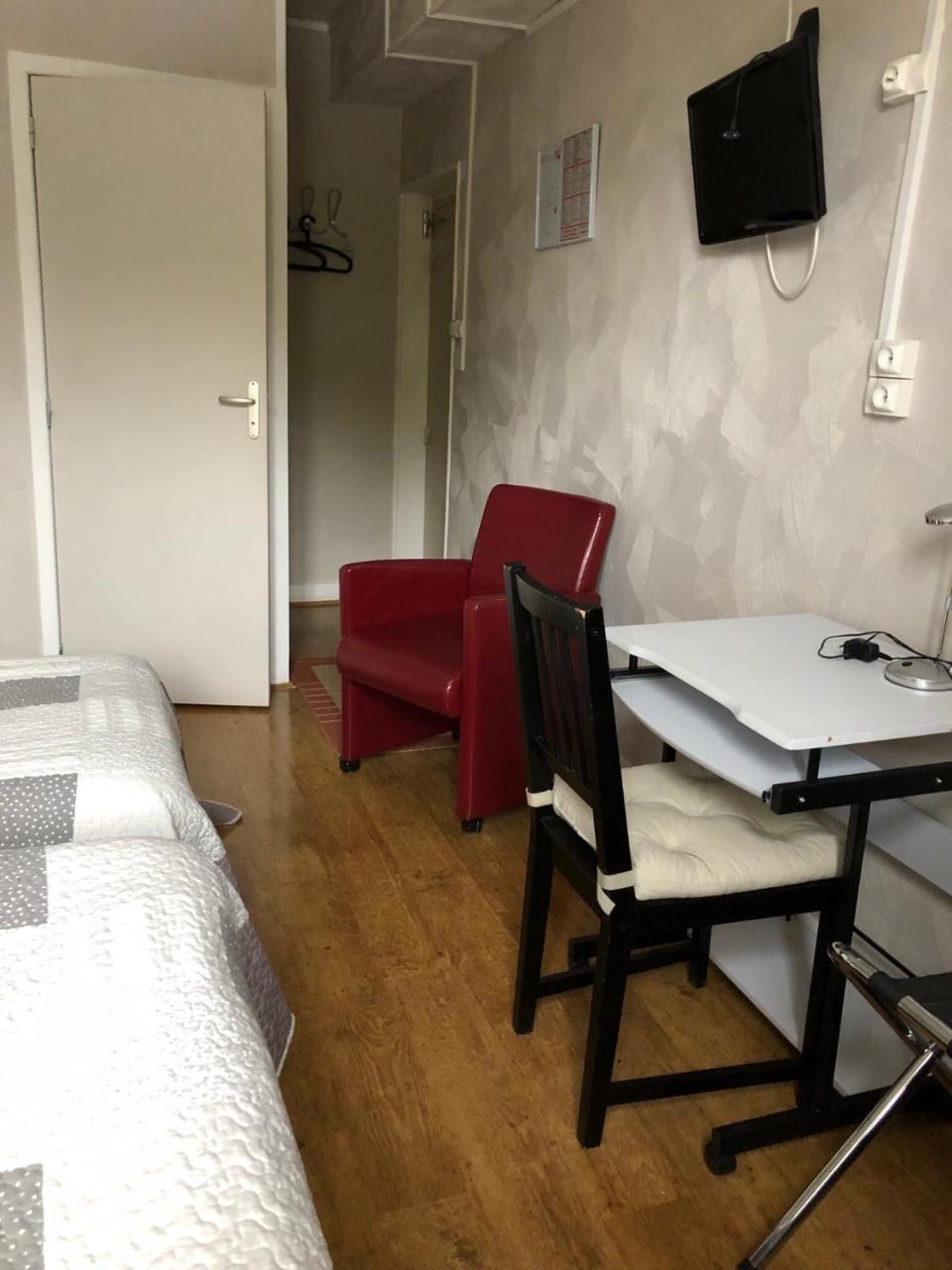 Auberge Le Rabelais Malay-le-Petit Εξωτερικό φωτογραφία